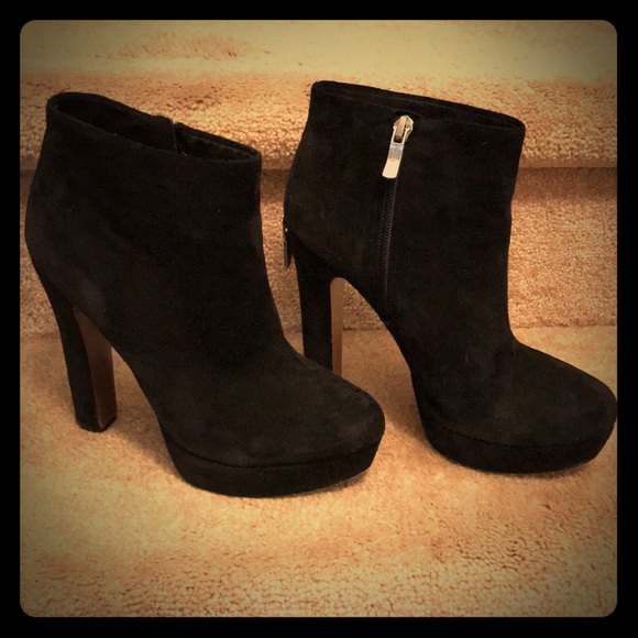 bcbg suede booties
